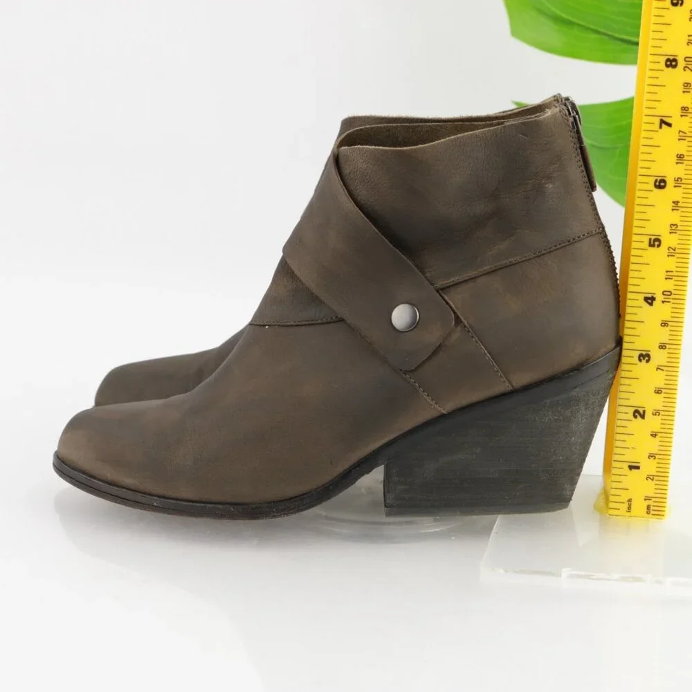 Eileen Fisher Womens Tag Boots Size 9 Brown Oiled Leather Booties Block Heel Zip